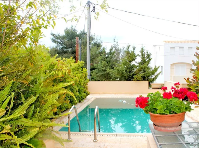 5 bedroom villa 380 m² Municipality of Glyfada, Greece