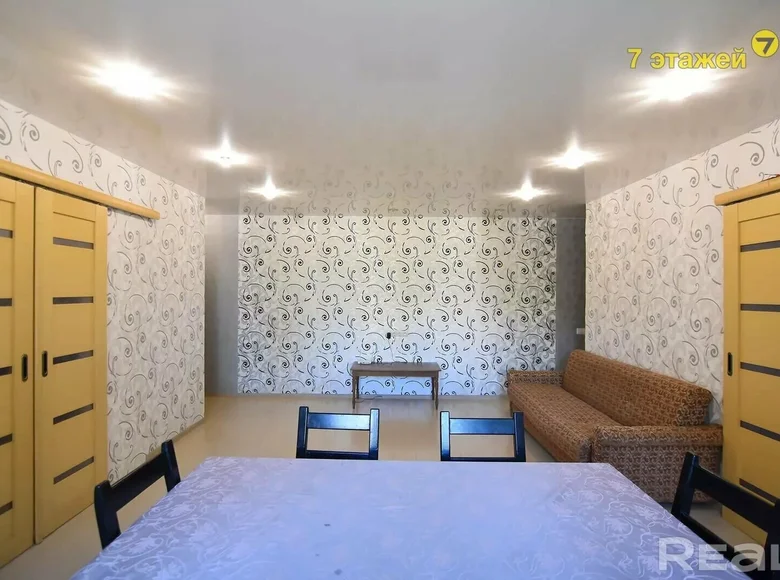 Apartamento 3 habitaciones 63 m² Viliejka, Belarús