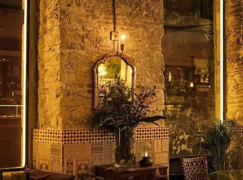 Restaurant 350 m² in Barcelona, Spain