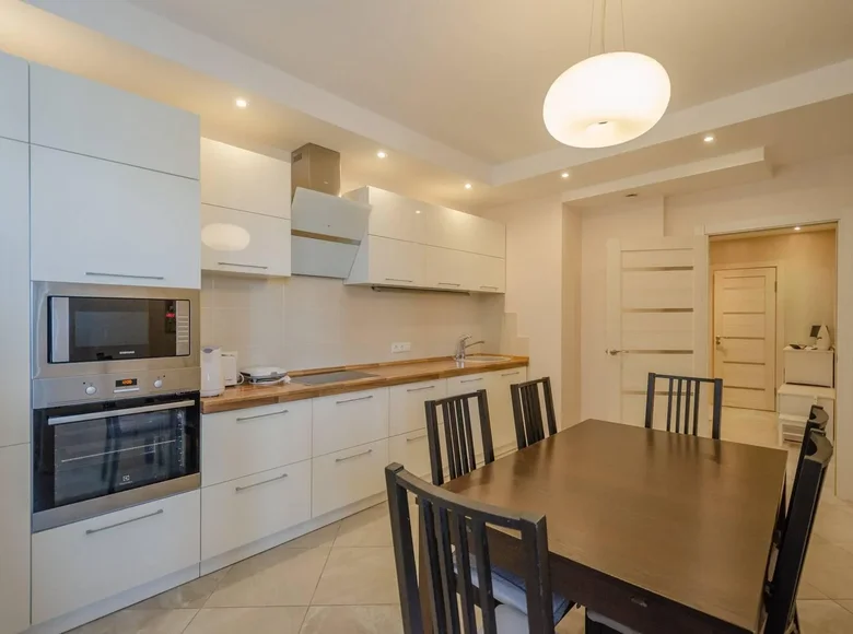 3 room apartment 96 m² Minsk, Belarus