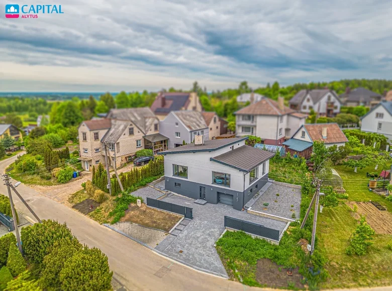 Дом 225 м² Алитус, Литва