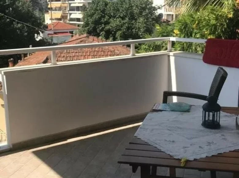 Mieszkanie 3 pokoi 115 m² Peristasi, Grecja