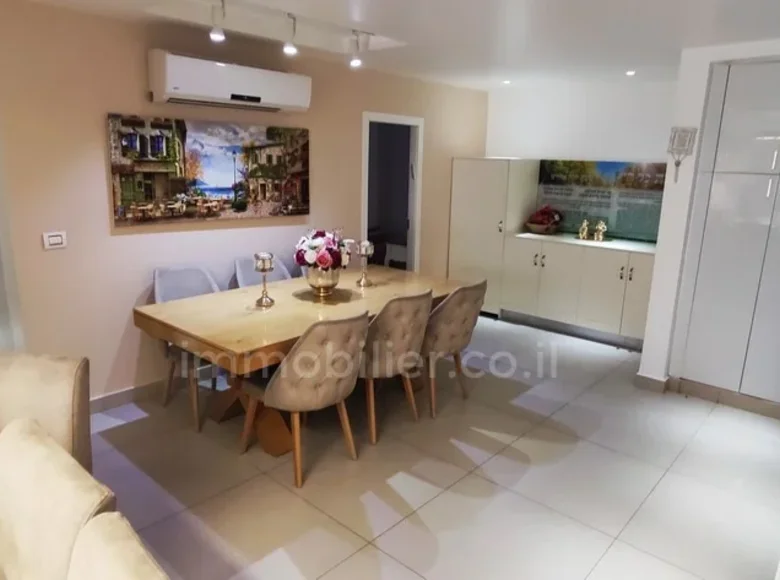 5 room apartment 135 m² Arava Tichona Regional Council, Israel