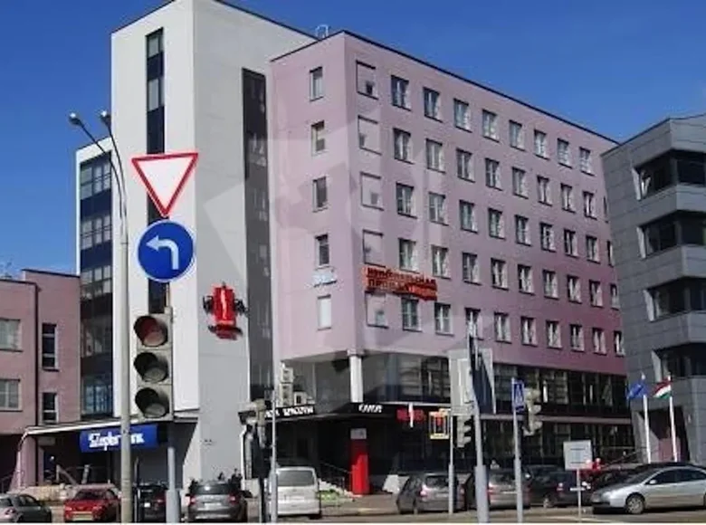 Office 3 rooms 117 m² in Minsk, Belarus