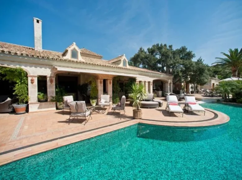 5-Schlafzimmer-Villa 1 156 m² Abadin, Spanien