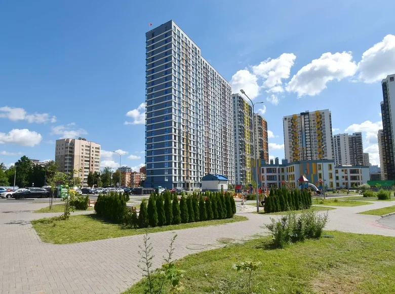 Apartamento 3 habitaciones 77 m² Minsk, Belarús