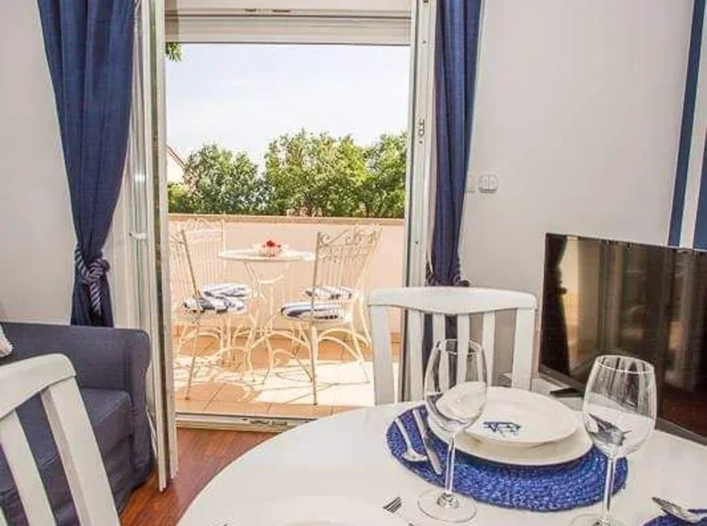 Отель 386 м² Цриквеница, Хорватия