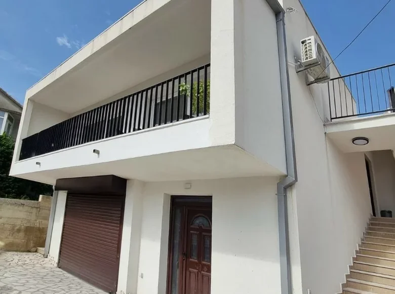 Maison 140 m² Risan, Monténégro