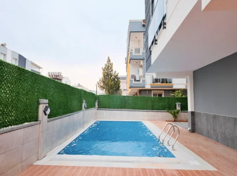 2 bedroom apartment 72 m² Muratpasa, Turkey