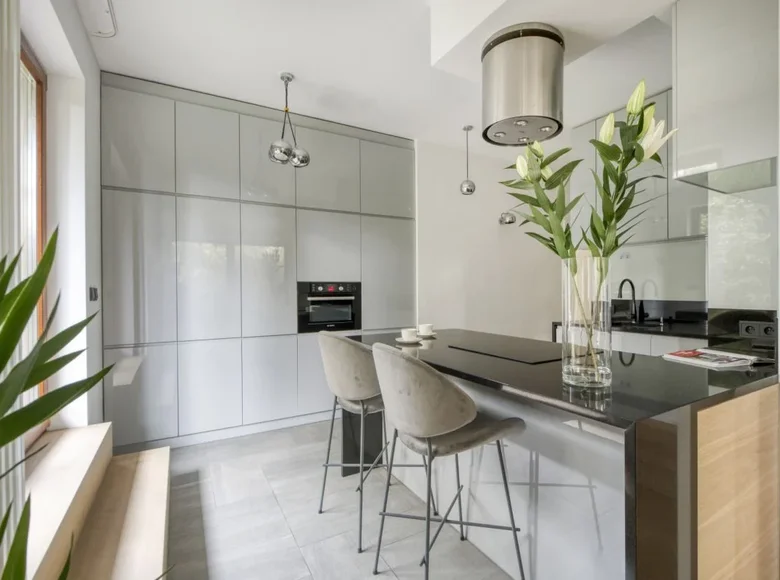 Wohnung 3 zimmer 116 m² Warschau, Polen