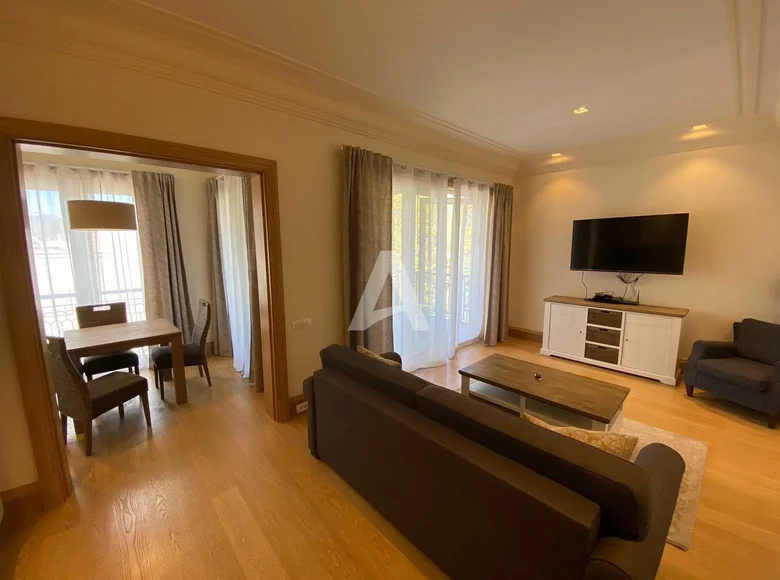1 bedroom apartment 80 m² Tivat, Montenegro