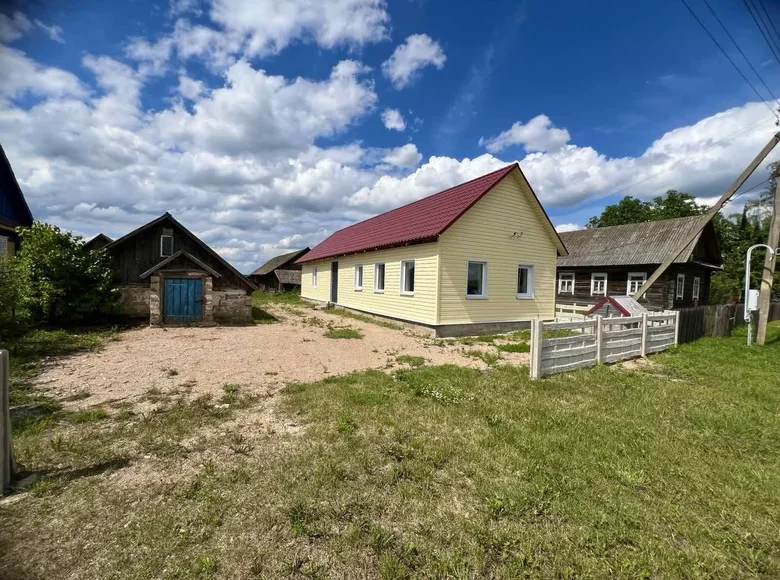 Dom 60 m² Vanielievicy, Białoruś