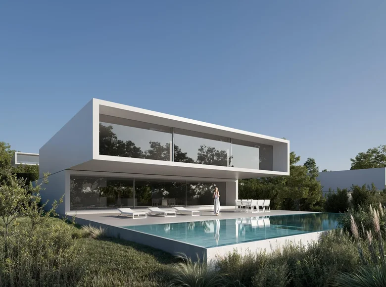 3-Schlafzimmer-Villa 371 m² Estepona, Spanien