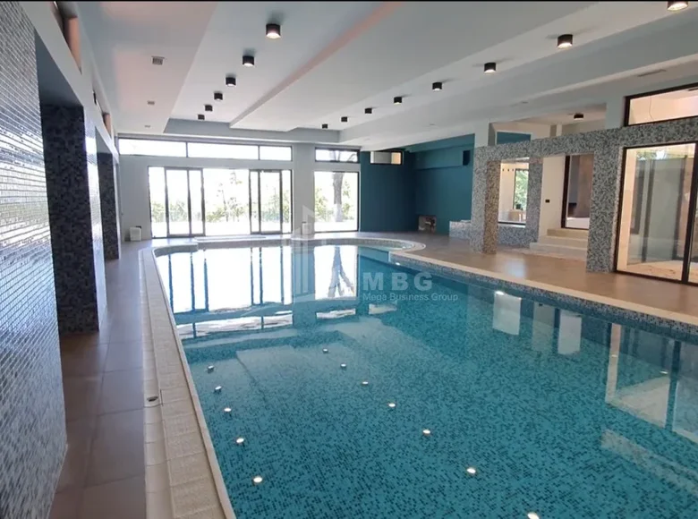 Villa 15 chambres 1 650 m² Tbilissi, Géorgie
