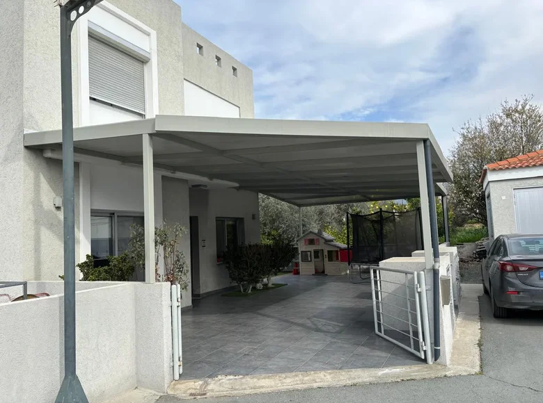Maison 4 chambres  en Pyrgos Lemesou, Chypre