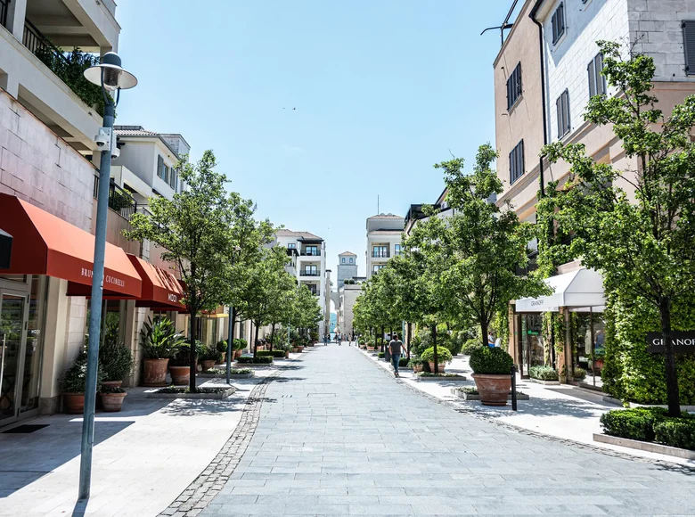 Квартира 2 комнаты 110 м² в Тивате, Черногория