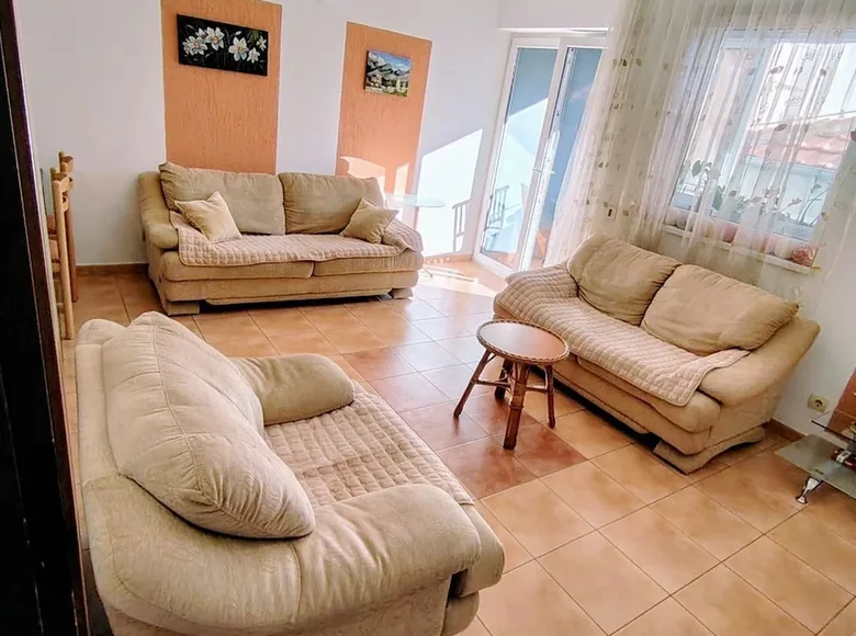 Wohnung 2 Schlafzimmer 79 m² in Budva, Montenegro