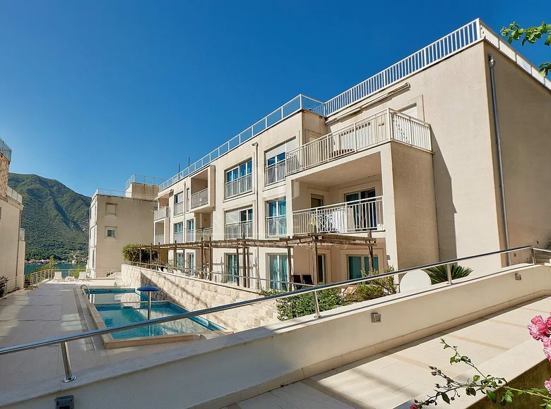 Квартира 3 комнаты 75 м² Доброта, Черногория