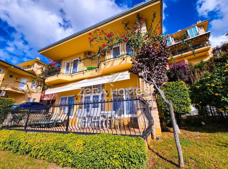 Villa de 4 habitaciones 170 m² en Kargicak, Turquía