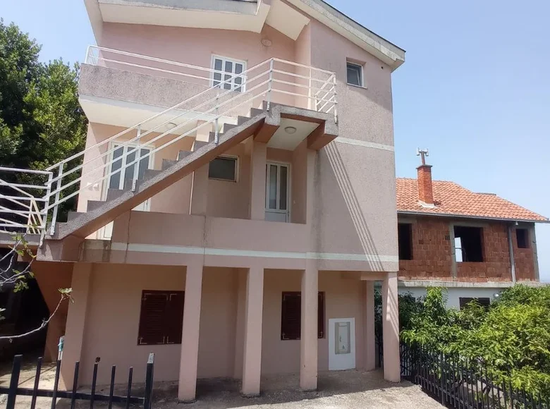 Haus 5 zimmer 180 m² Kunje, Montenegro