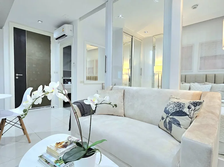 Kondominium 1 Schlafzimmer 29 m² Pattaya, Thailand