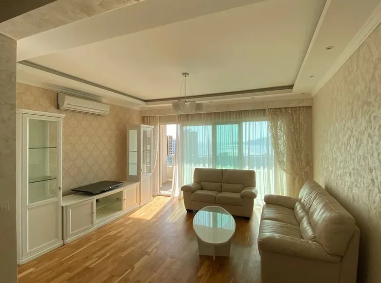 3 bedroom apartment 115 m² Boreti, Montenegro