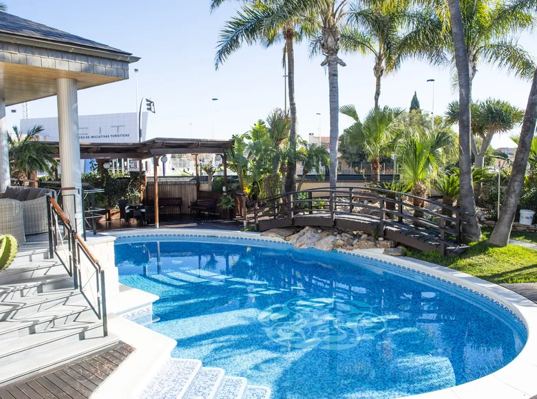 Вилла 5 спален 780 м² Сан-Педро-дель-Пинатар, Испания