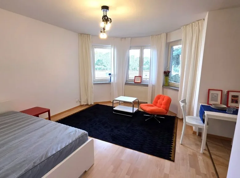 Квартира 1 комната 34 м² в Варшаве, Польша