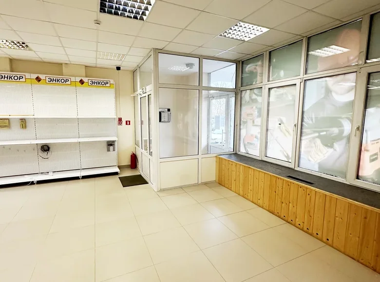 Tienda 180 m² en Minsk, Belarús