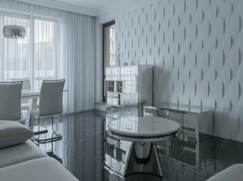 Wohnung 2 zimmer 63 m² in Warschau, Polen