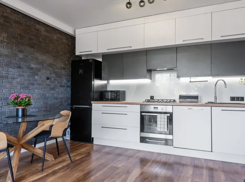 3 room apartment 68 m² Marki, Poland