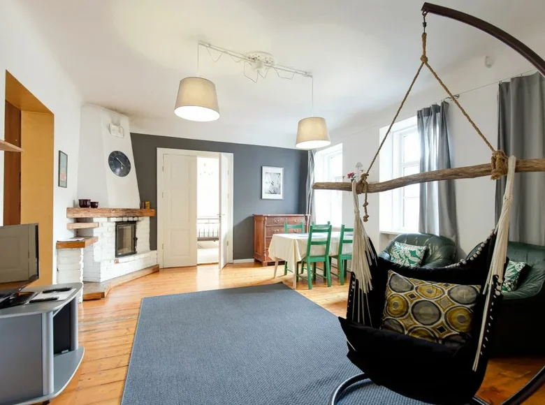 Mieszkanie 4 pokoi 82 m² Ryga, Łotwa