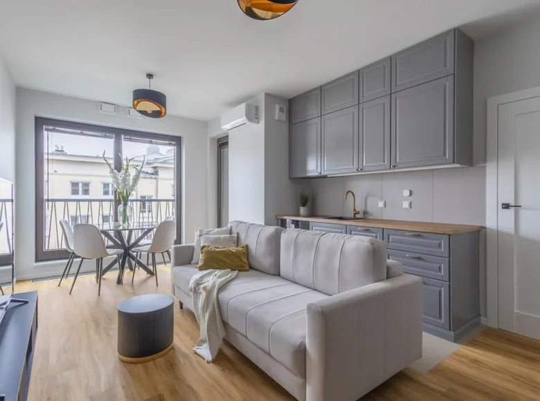 Mieszkanie 2 pokoi 40 m² w Warszawa, Polska