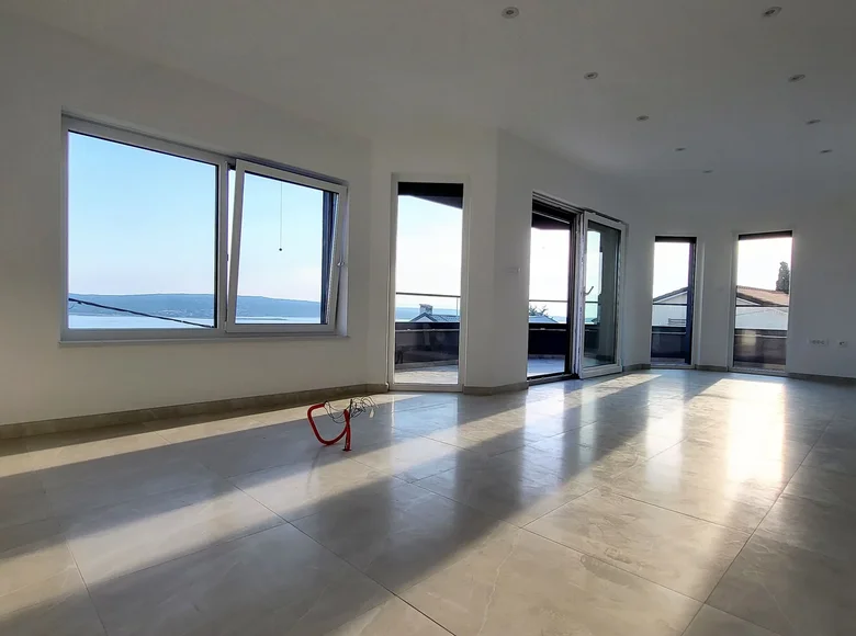 2 bedroom apartment 69 m² Crikvenica, Croatia