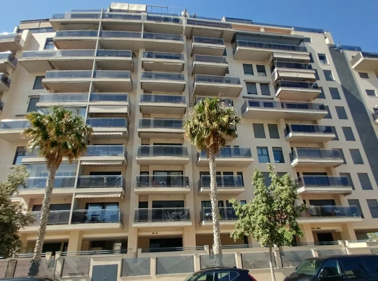 Apartamento 2 habitaciones 82 m² Alicante, Španjolska