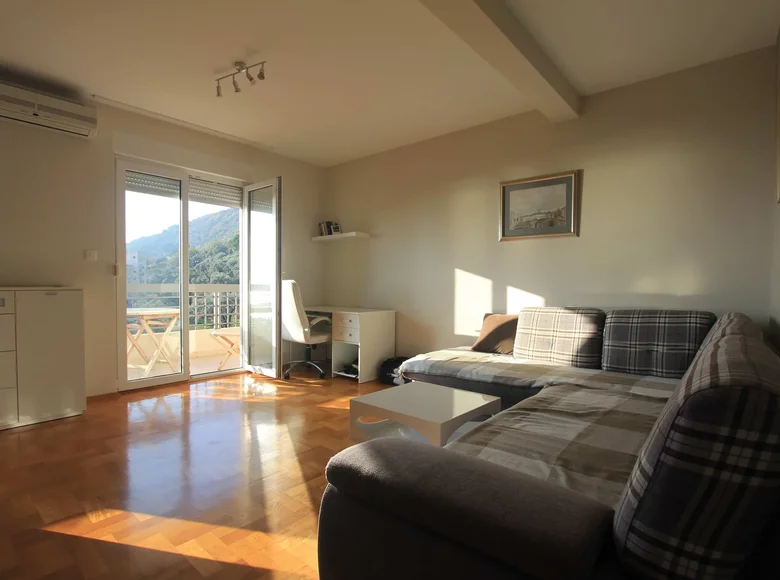 Apartamento 1 habitacion  Petrovac, Montenegro