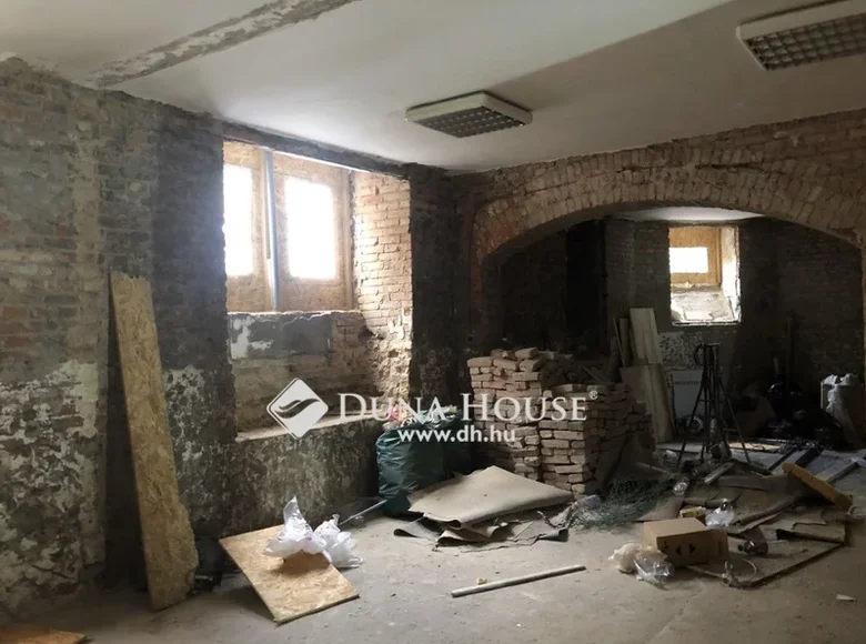 Propriété commerciale 170 m² à Budapest, Hongrie