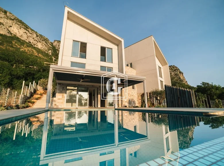 Maison 5 chambres 230 m² Katun Rezevici, Monténégro