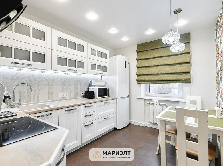 Квартира 4 комнаты 76 м² Минск, Беларусь