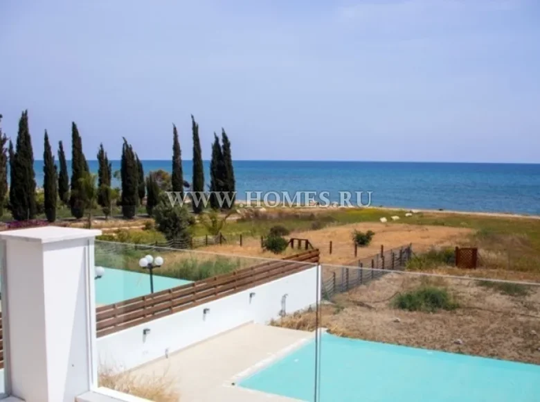 4-Schlafzimmer-Villa 251 m² Akrotiri, Zypern