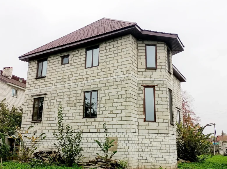 House 246 m² Homyel, Belarus