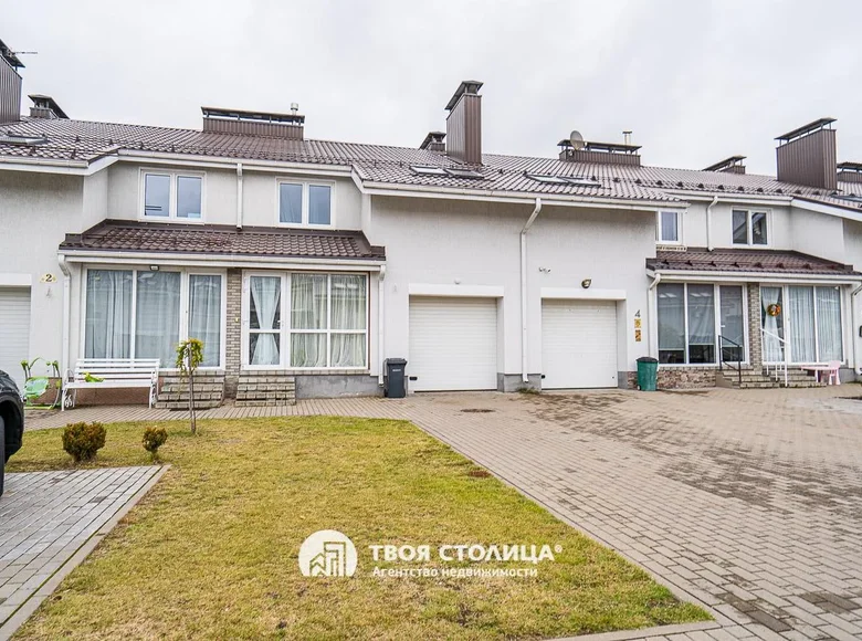 Dom 5 pokojów 144 m² w Sonyechny, Białoruś