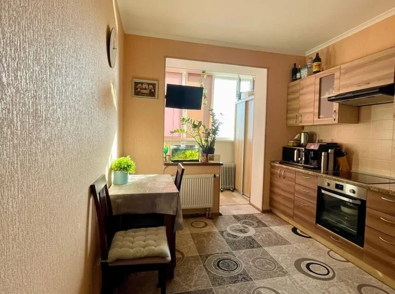 2 room apartment 47 m² Ilichanka, Ukraine