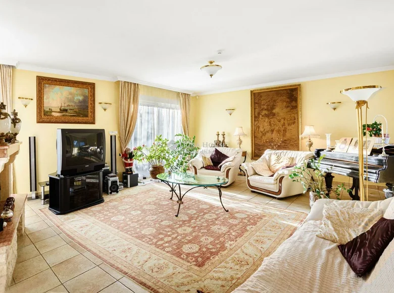 Villa 8 rooms 500 m² Budapest, Hungary