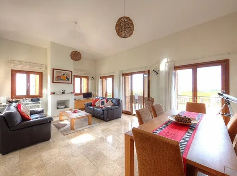 Dom 4 pokoi 220 m² Kouklia, Cypr