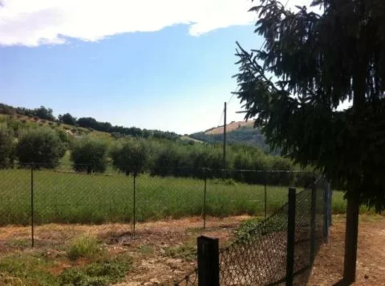 Działki 140 000 m² Terni, Włochy