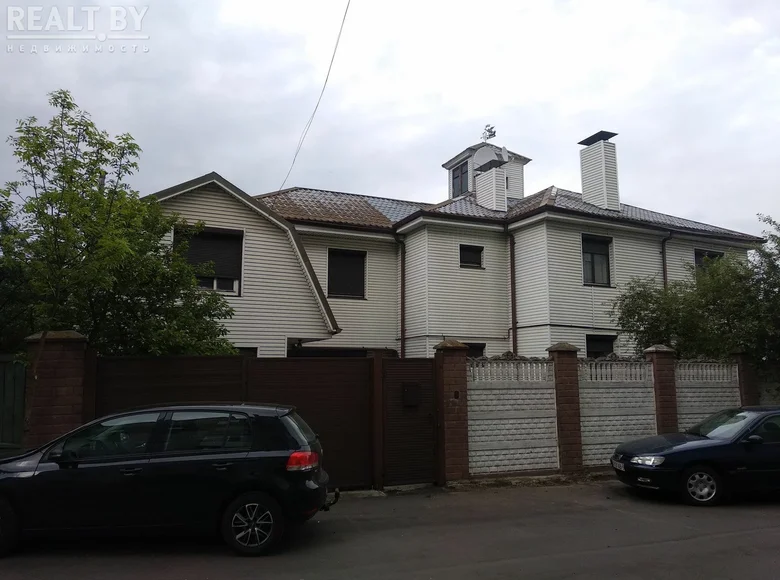 Cottage 377 m² in Barysaw District, Belarus