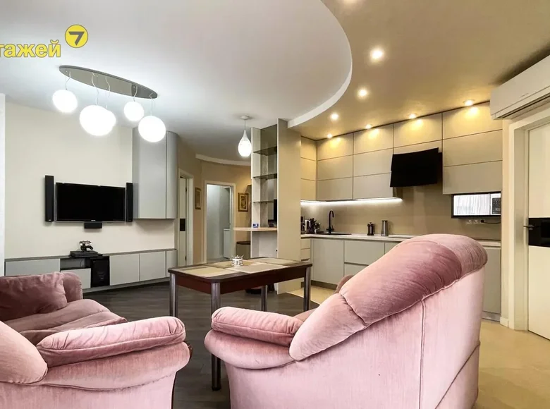 Apartamento 3 habitaciones 71 m² Minsk, Belarús