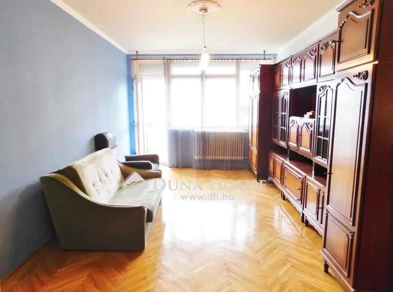 Apartment 1 bathroom 78 m² in Great Plain and North, All countries