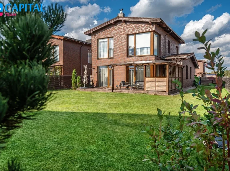 Maison 160 m² Didieji Gulbinai, Lituanie